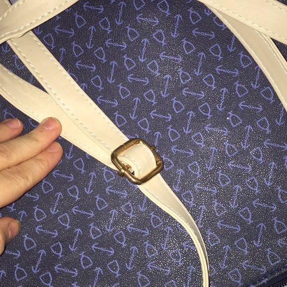 Purse - Picture 4 of 5